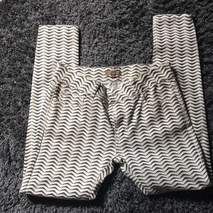 Stylish  Romeo & Juliet Couture Pants